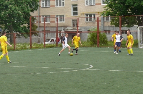 «ВСІМ» Бізнес-Ліги 2012»: «Ясен» проривається у чвертьфінал і не з'являється на гру, фото №10 на сайті vsim.ua