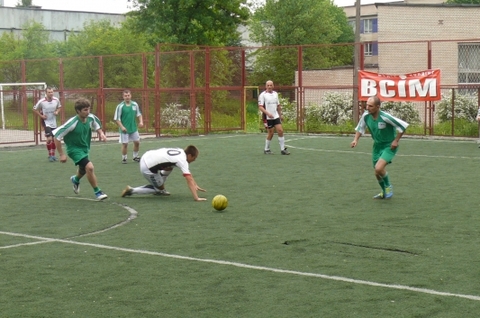 «ВСІМ» Бізнес-Ліги 2012»: «Ясен» проривається у чвертьфінал і не з'являється на гру, фото №3 на сайті vsim.ua