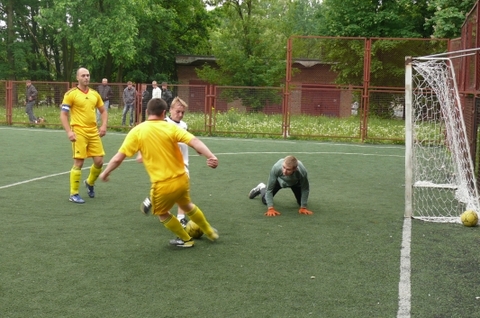 «ВСІМ» Бізнес-Ліги 2012»: «Ясен» проривається у чвертьфінал і не з'являється на гру, фото №8 на сайті vsim.ua