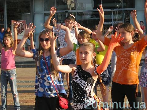 Мистецькі вихідні  знову збирають глядачів, фото №14 на сайті 20minut.ua