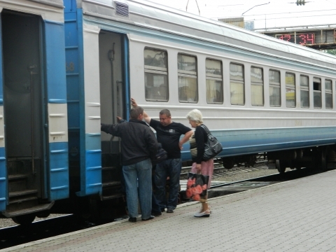 Тернополяни хочуть комфорту та більше вагонів у приміських дизелях на сайті 20minut.ua Тернополяни хочуть комфорту та більше вагонів у приміських дизелях, фото №3 на сайті 20minut.ua