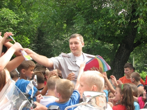 В дитячий табір на Тернопільщині навідались міліціонери на сайті 20minut.ua В дитячий табір на Тернопільщині навідались міліціонери, фото №4 на сайті 20minut.ua