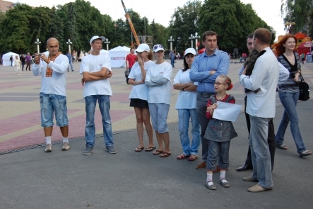 В Тернополі підтримали бабусю, кота й Голосного на сайті 20minut.ua В Тернополі підтримали бабусю, кота й Голосного, фото №5 на сайті 20minut.ua