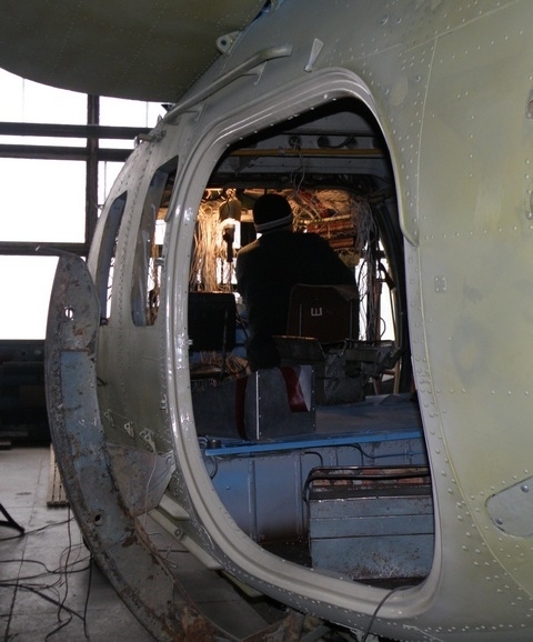 На вінницькому авіазаводі з майже трьох тисяч працівників залишилось лише 150 на сайті 20minut.ua На вінницькому авіазаводі з майже трьох тисяч працівників залишилось лише 150, фото №7 на сайті 20minut.ua