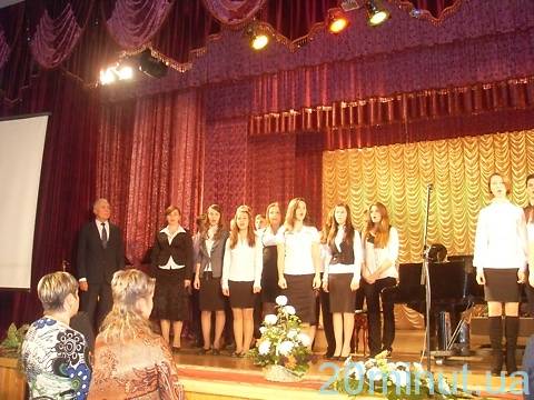 Своє 70-річчя заслужений музикант відсвяткував на сцені , фото №6 на сайті 20minut.ua