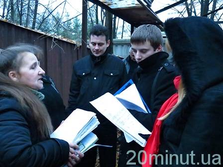 В Виннице снесли гараж. Люди говорят, что он построен законно на сайті 20minut.ua В Виннице снесли гараж. Люди говорят, что он построен законно, фото №3 на сайті 20minut.ua