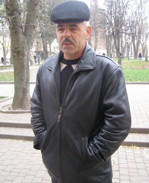 За смерть інваліда, побитого під міліцією, судять трьох юнаків , фото №1 на сайті 20minut.ua