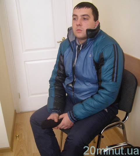 10 000 доларів викупу лежать у суді, поки вінничани платять за них відсотки, фото №1 на сайті 20minut.ua