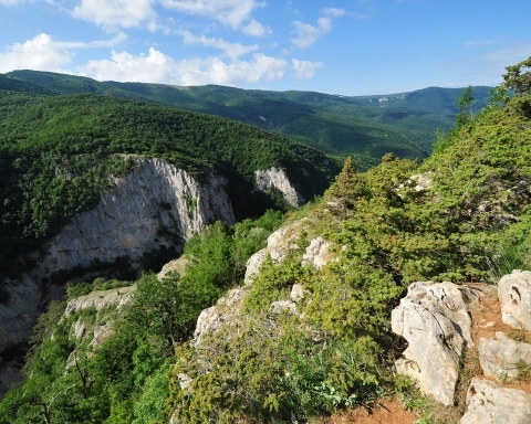 Незвіданий Крим – каньйон, водоспад та ванна молодості, фото №1 на сайті 20minut.ua