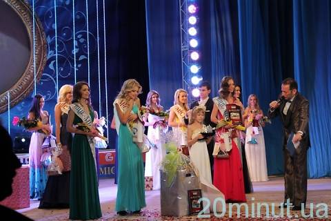 "Мисс Винница 2013" стала ученица школы №2 на сайті 20minut.ua "Мисс Винница 2013" стала ученица школы №2, фото №13 на сайті 20minut.ua