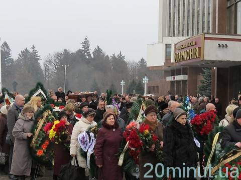 Сегодня, 1 марта, Винница попрощалась с Ваховским, фото №9 на сайті 20minut.ua