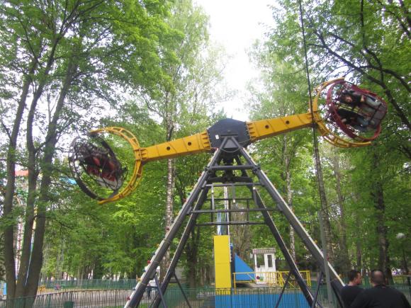 Перевірили на собі. Атракціони в парку: що, по скільки, і  як страшно?, фото №16 на сайті 20minut.ua