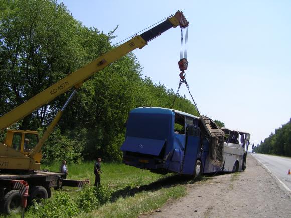 Подробиці аварії автобуса Чернівці – Севастополь: «Люди вилітали через вікна з несамовитими криками», фото №5 на сайті 20minut.ua