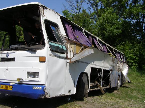Подробиці аварії автобуса Чернівці – Севастополь: «Люди вилітали через вікна з несамовитими криками», фото №7 на сайті 20minut.ua