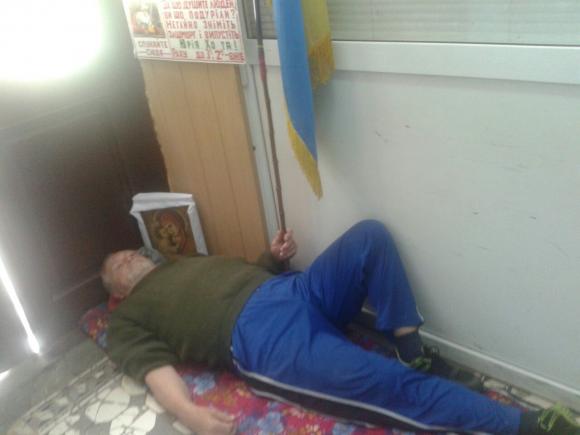 Судять Хорта. На підтримку приїхали депутати з Києва (онлайн трансляція), фото №5 на сайті 20minut.ua