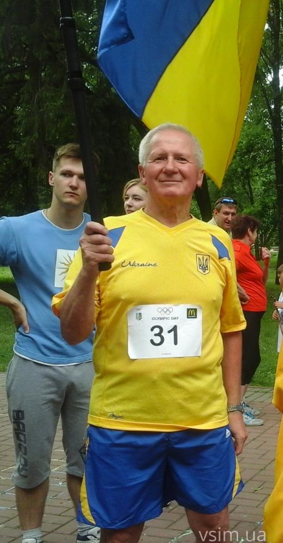 Бігуни з усієї України принесли у Хмельницький факел гармонії і єднання, фото №9 на сайті vsim.ua