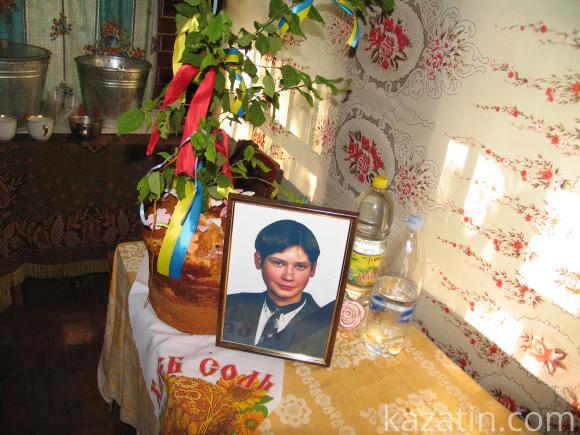 Козятинщина простилась з двома молодими красенями-героями, фото №5 на сайті 20minut.ua