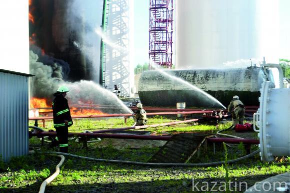 Козятинщина простилась з двома молодими красенями-героями, фото №8 на сайті 20minut.ua