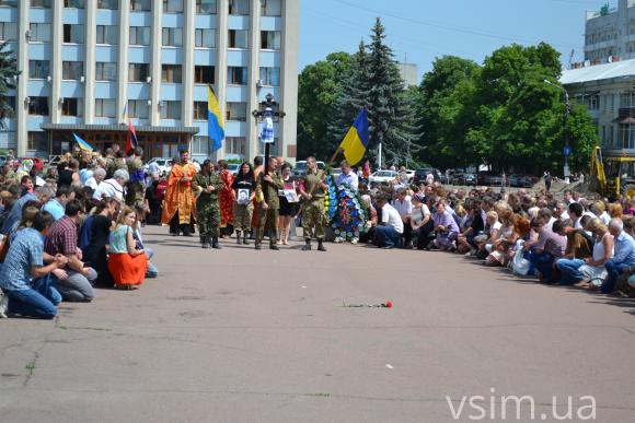 На Хмельницькому майдані попрощалися із захисником Донецького аеропорту, фото №5 на сайті vsim.ua