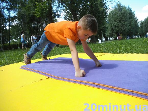 На спортивному фестивалі - майстер-класи та показові виступи спортсменів, фото №15 на сайті 20minut.ua