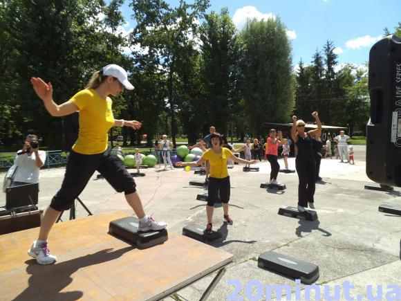 На спортивному фестивалі - майстер-класи та показові виступи спортсменів, фото №7 на сайті 20minut.ua