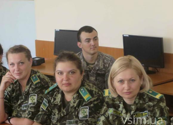 У Хмельницькому прикордонників навчають роботі із біометричними паспортами, фото №2 на сайті vsim.ua