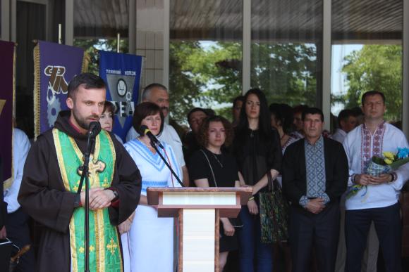 В Тернополі відкрили меморіальну дошку бійцю АТО Віктору Гурняку, фото №2 на сайті 20minut.ua