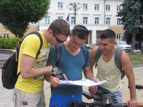 Вінничани катались на велосипедах та вивчали сучасну архітектуру, фото №5 на сайті 20minut.ua