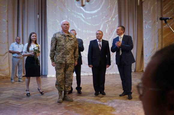 Військовим медикам повний зал лікарів аплодував стоячи, фото №3 на сайті 20minut.ua