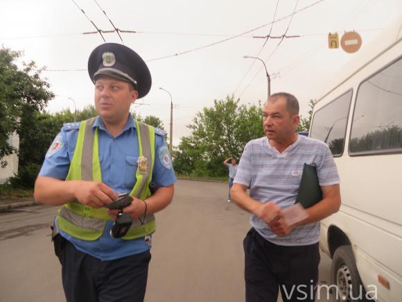 Водіїв хмельницьких маршруток, яких зупиняє ДАІ, захищають пасажири, фото №6 на сайті vsim.ua