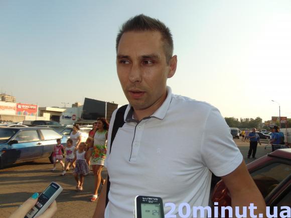 Анархісти влаштували виставу перед цирком у Житомирі. Відео, фото №3 на сайті 20minut.ua