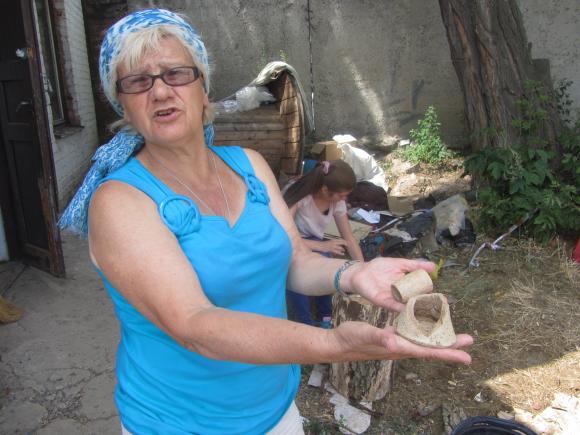 Археологи з педуніверситету  «накопали» за два дні кахлів та кружок 17 століття, фото №5 на сайті 20minut.ua