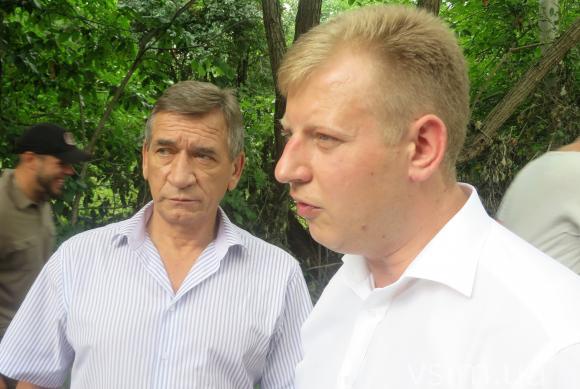 Хмельничани перекрили рух по Кам’янецькій через знищення зеленої зони, фото №7 на сайті vsim.ua