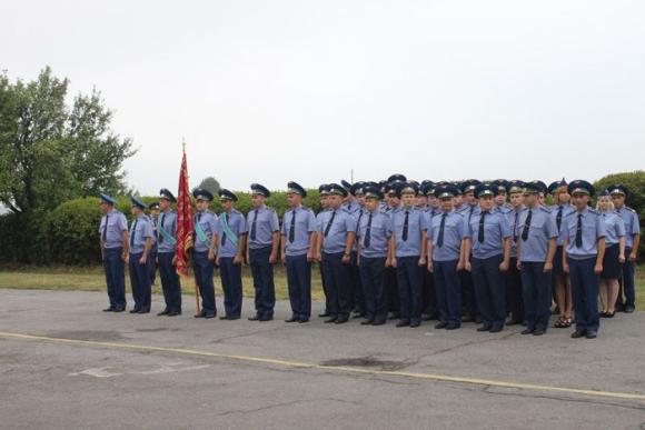 Меморіал слави героям Дмитру Майбороді та Дмитру Шкарбуну відкрили врятовані ними льотчики, фото №1 на сайті 20minut.ua