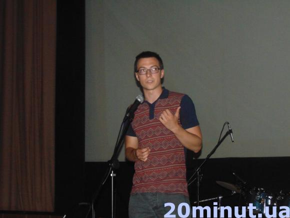 Містичні трилери Дмитра Голумбевського навіяли тишу у залі кінотеатру "Жовтень", фото №2 на сайті 20minut.ua