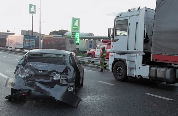 Нацгвардійці з Вінниці потрапили в аварію під час повернення з АТО. Один загинув, ще шестеро поранені, фото №1 на сайті 20minut.ua