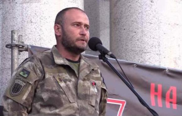 "Правий Сектор" ініціює референдум. Підписи у Вінниці збиратимуть з понеділка (ОПИТУВАННЯ), фото №1 на сайті 20minut.ua