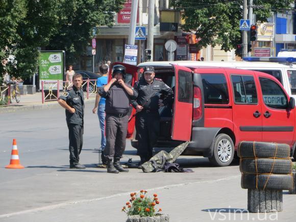 У центрі Хмельницького шукали вибухівку на сайті vsim.ua У центрі Хмельницького шукали вибухівку, фото №2 на сайті vsim.ua