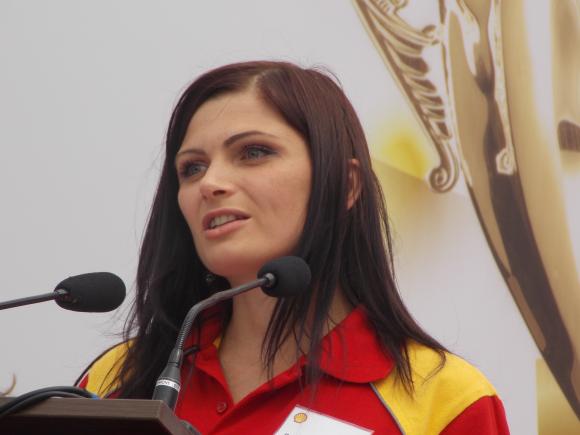 Вінничанка стала найкращою касиркою у світі та отримала 25 тисяч доларів. Гроші вона розділить з колективом, фото №1 на сайті 20minut.ua