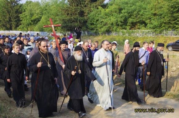 20 тисяч паломників пройшлися Хресною ходою на Йосафатову долину, фото №3 на сайті 20minut.ua
