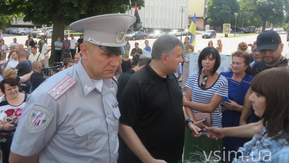 Хмельничани зустріли Авакова…протестом, фото №7 на сайті vsim.ua