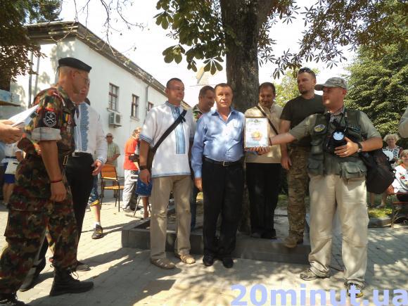 На Алеї зірок – зірка Любомири Бойцун і волонтерська зірка, фото №11 на сайті 20minut.ua