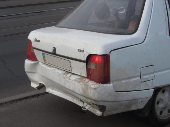 На мосту зіткнулись чотири автівки. Постраждала жінка звернулась в лікарню, фото №5 на сайті 20minut.ua