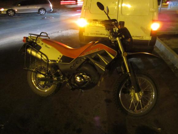 На Порика «Деу» не розминулась із мотоциклом. Байкер із травмами в лікарні, фото №1 на сайті 20minut.ua