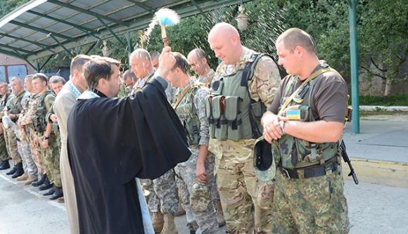 В зону АТО поїхало 50 бійців батальйону “Тернопіль”, фото №1 на сайті 20minut.ua