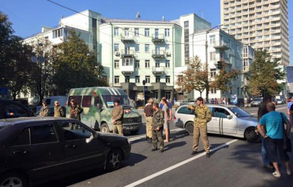 Вибухи під Верховною Радою. Сотня поранених, фото №1 на сайті 20minut.ua