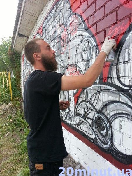 Житомир готується до фестивалю вуличного мистецтва "ТБДЩ". Фоторепортаж, фото №7 на сайті 20minut.ua