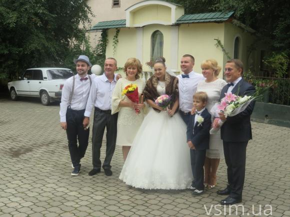 На День міста у Хмельницькому одружилось 9 пар молодят, фото №6 на сайті vsim.ua