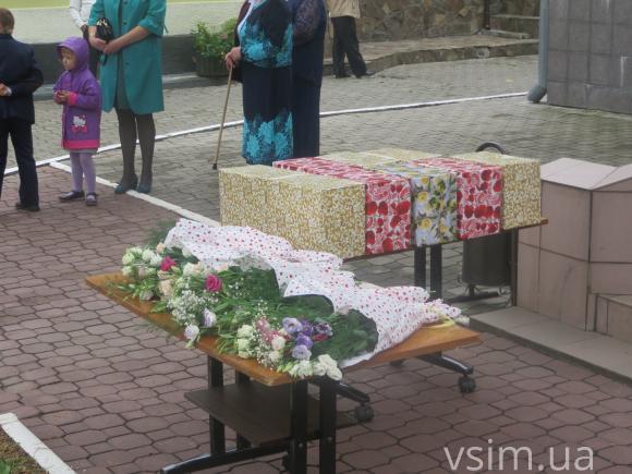 На День міста у Хмельницькому одружилось 9 пар молодят, фото №7 на сайті vsim.ua