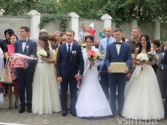 На День міста у Хмельницькому одружилось 9 пар молодят, фото №8 на сайті vsim.ua